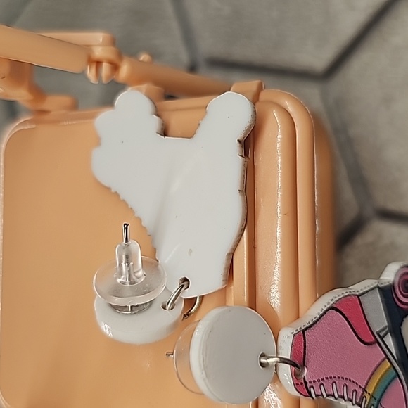 Pink Rollerblade Earrings - Picture 3 of 3